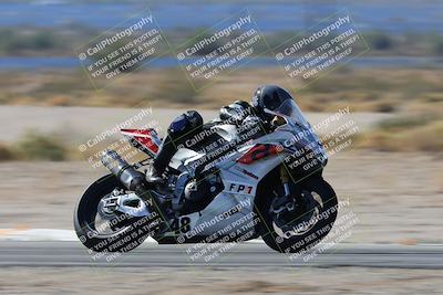 media/Nov-16-2025-Race Pace (Sun) [[8c5fa54630]]/Verified Riders/3-Turn 14 (1045am)/